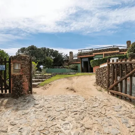 Dom wakacyjny Waterside Oasis House Villasimius